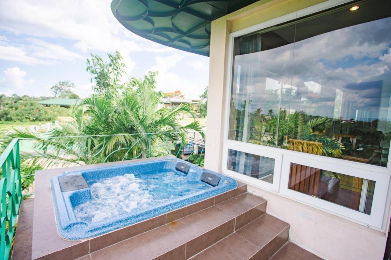 The Park - Silang Hotel Exterior photo